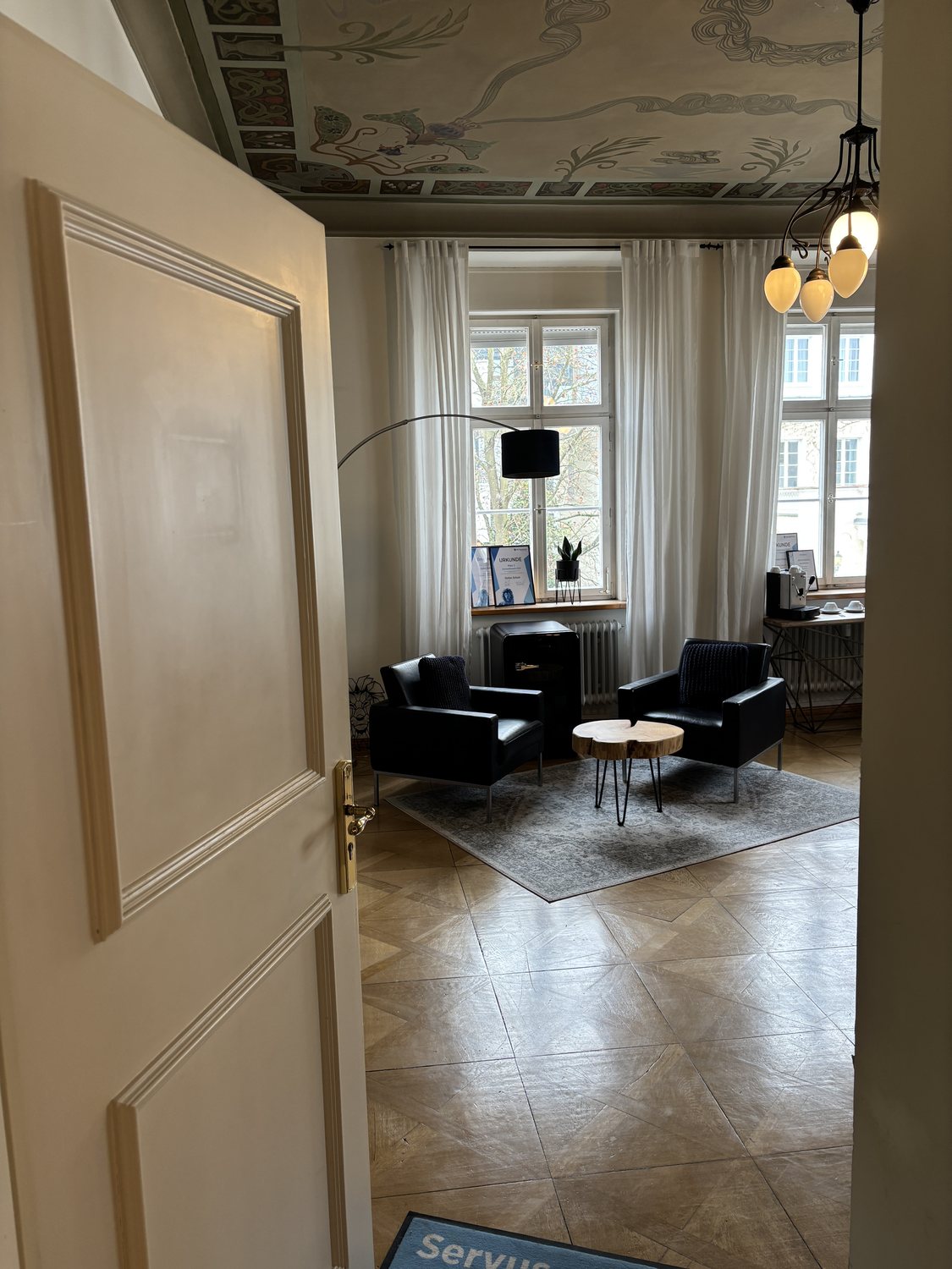 Blick in einen ruhigen Gesprächsraum